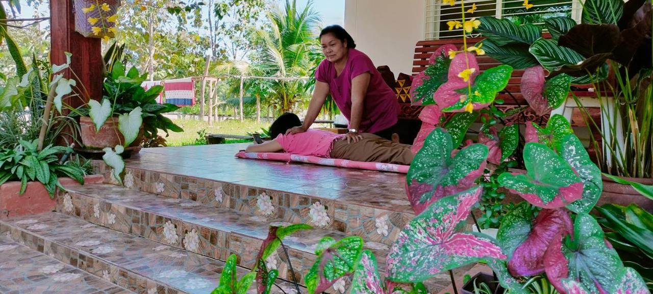 Pimpisa Garden พิมพิศา การ์เด้นท์ Villa Khuang Kom Eksteriør bilde