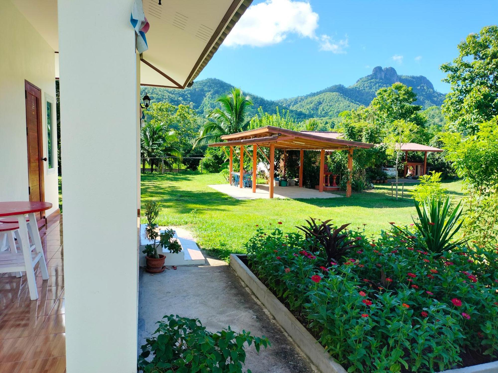 Pimpisa Garden พิมพิศา การ์เด้นท์ Villa Khuang Kom Eksteriør bilde
