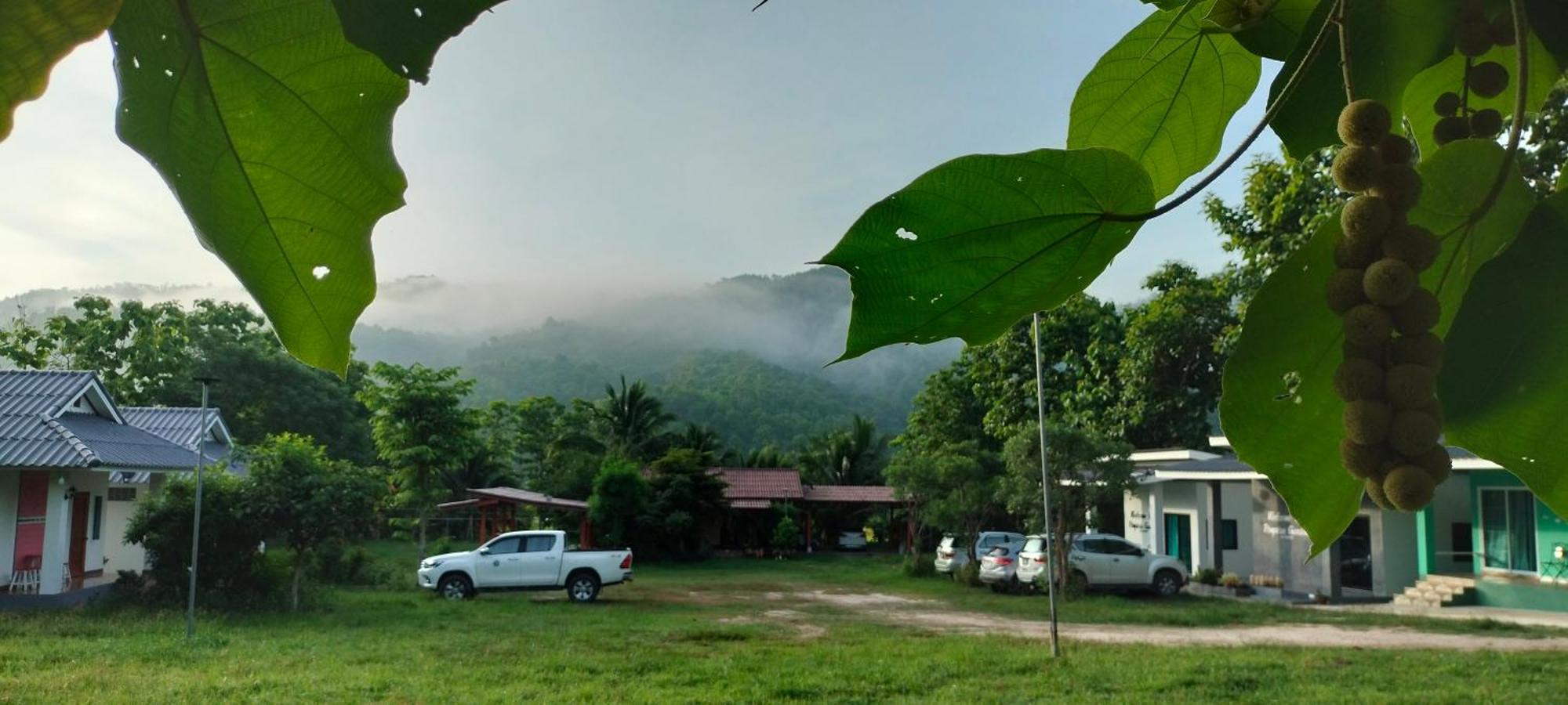 Pimpisa Garden พิมพิศา การ์เด้นท์ Villa Khuang Kom Eksteriør bilde