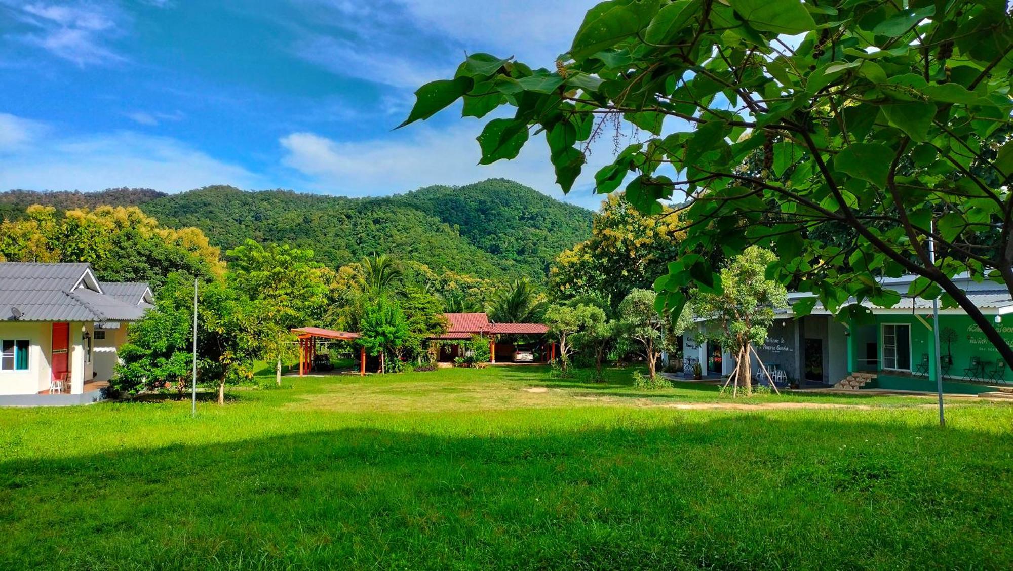 Pimpisa Garden พิมพิศา การ์เด้นท์ Villa Khuang Kom Eksteriør bilde